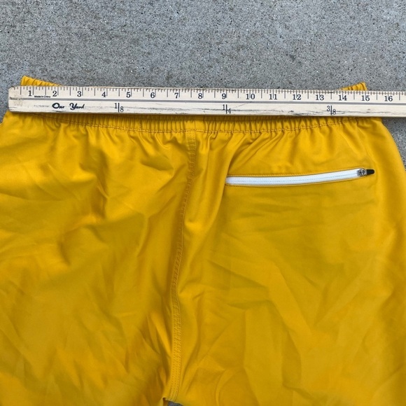 Men's Outerknown Shorts Yellow Swim Trunks NO SIZE Pockets Surf Beach Outdoor - Picture 10 of 15